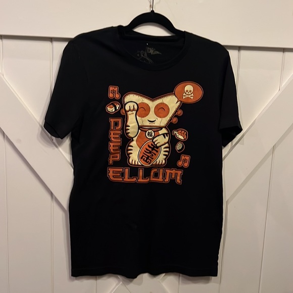 Deep Ellum Size Medium Cat Sushi Tee Shirt HTF - Picture 2 of 3